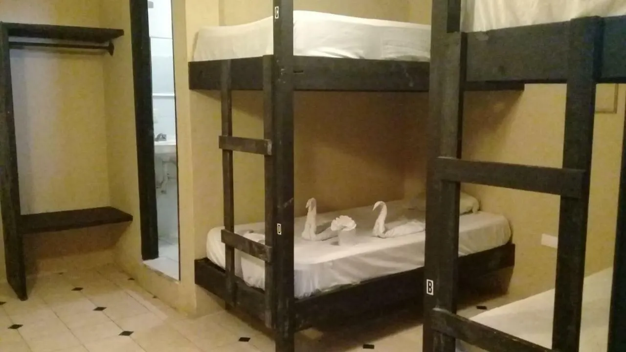 Hostal La Playita Pdc Плая-дель-Кармен 0*,