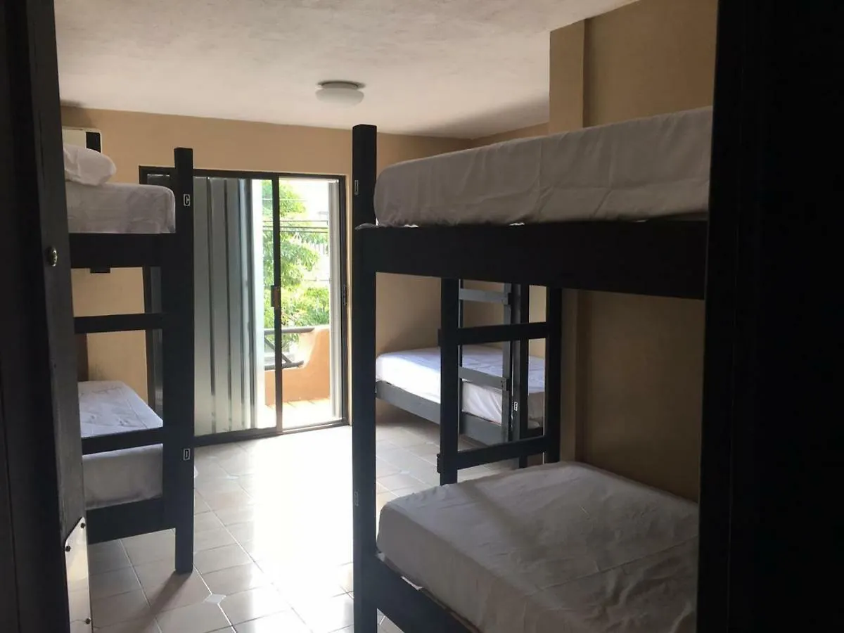 Hostal La Playita Pdc Плая-дель-Кармен